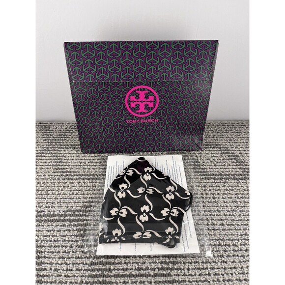 Tory Burch Face Masks New/Sealed Black Floral Stencil - Picture 1 of 4